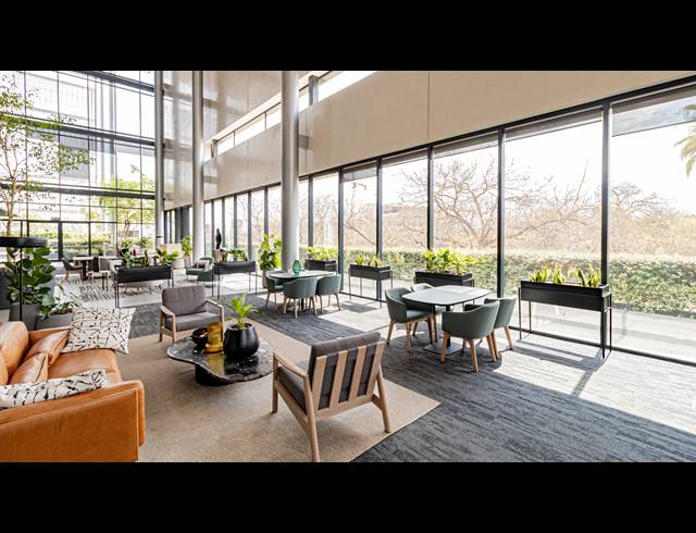 673M² OFFICE TO LET IN ROSEBANK